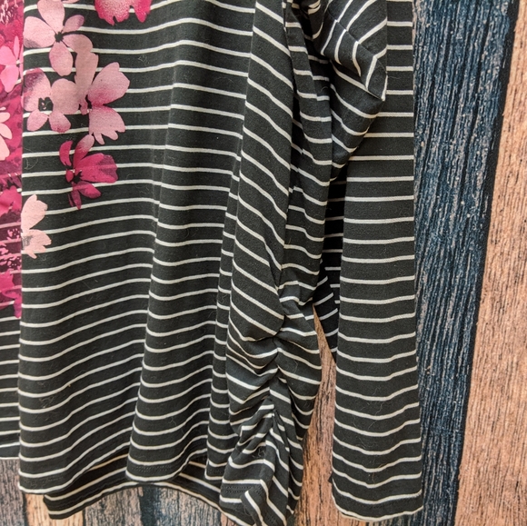 Stripe with Floral Print Top - Picture 5 of 5